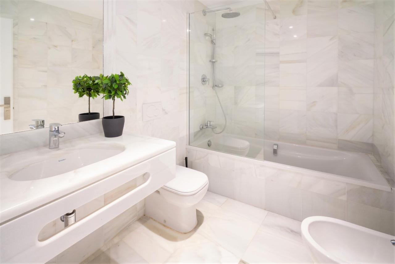 The Marble Apartment *